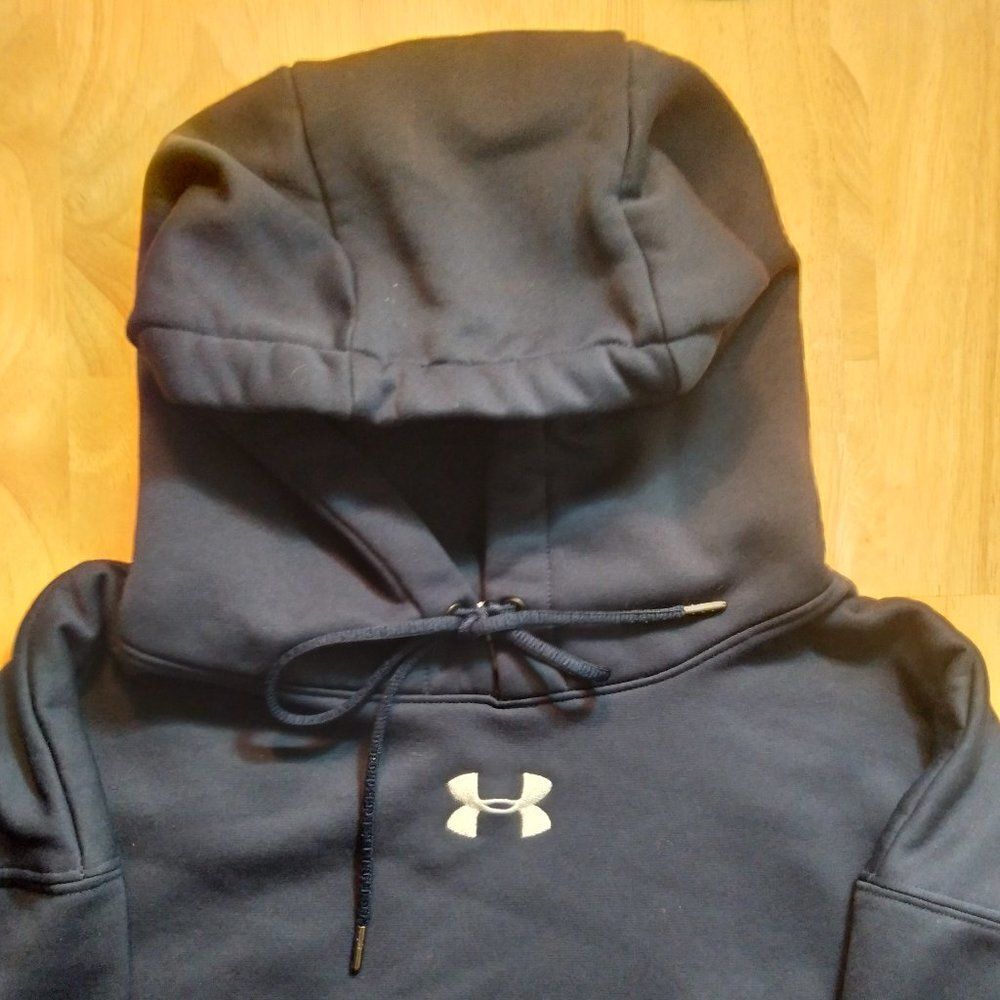 UnderΒ Armour CenterβMiddle Logo HoodieβSweatshirt